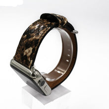 Load image into Gallery viewer, URVOI Leather Band
